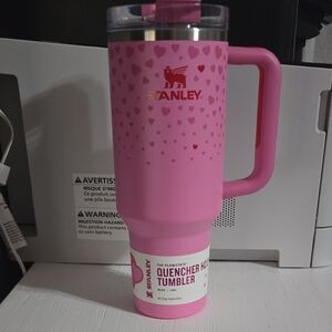 Stanley Pink Heart Quencher Tumbler 40 oz